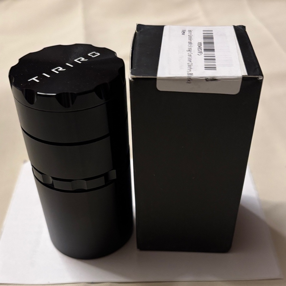 TIRIRO Black Grinder